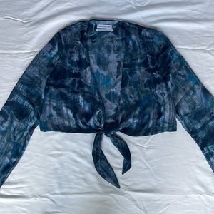 Urban Outfitters Tie Crop Top Medium